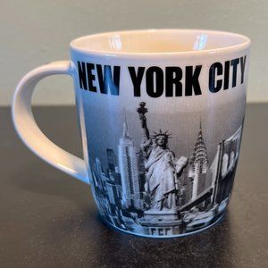 City Merchandise NEW YORK CITY Souvenir Bone China Mug with Skyline & Landmarks